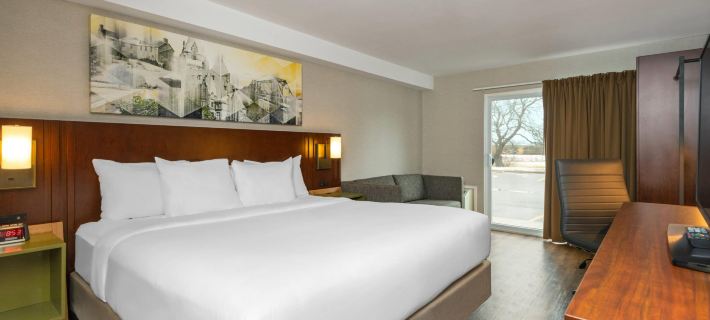 Comfort Inn Hotels in Ottawa