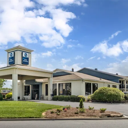 Best Western Inn  Suites - Monroe