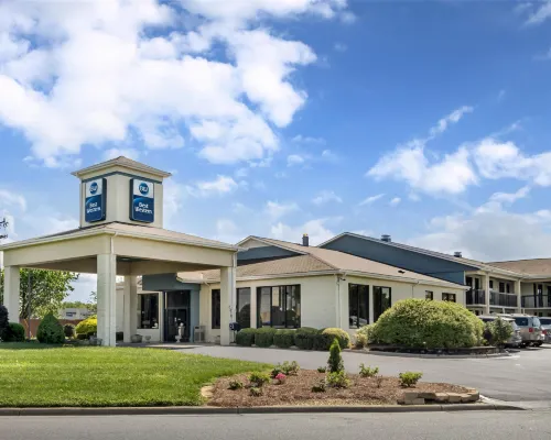 Best Western Inn  Suites - Monroe Hotels in Monroe