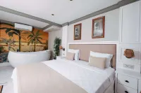 Mono Life Hotel Çeşme Hotels in Fahrettinpasa Mahallesi
