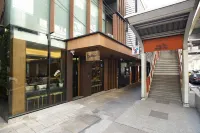 スコン ホテル BTS パヤタイ駅周辺のホテル