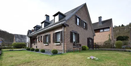 Cozy Family Holiday Home Отели в г. Ла Рош-ан-Арден