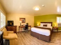 The Old West Inn Hotels in Willits