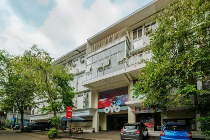 OYO Collection O 818 Micasa Residence