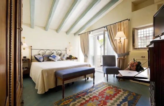 阿爾吉拉奧提伽迷人酒店