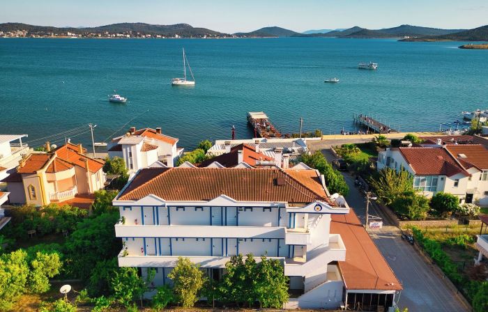 Ezer Hotel