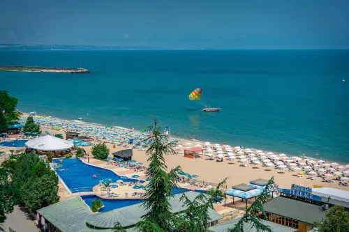 Palm Beach Hotel - All Inclusive with Free Beach Package & Private Beach