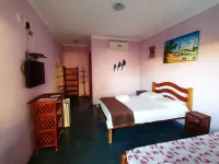 Villa Tropicale โรงแรมใกล้สเตลล่ามาริส