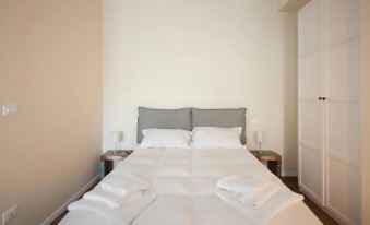 Largo Molina Studio II by Wonderful Italy