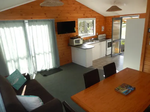 Bay of Islands Holiday Park - Pet friendly