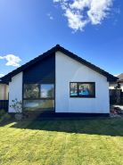 Sleeps7-Parking-Garden-Patio