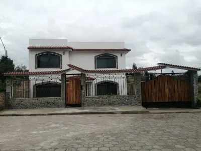 Danadri Houses, Like at Home Hotel a 