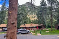 Castle Mountain Lodge - Parkplatz