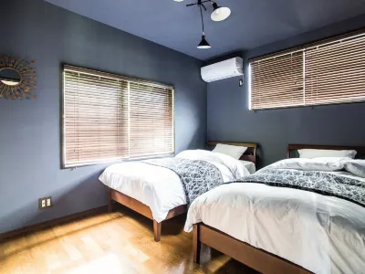 Little Hermit by Sana Hotel dekat Tateyama Castle (City Museum Branch)