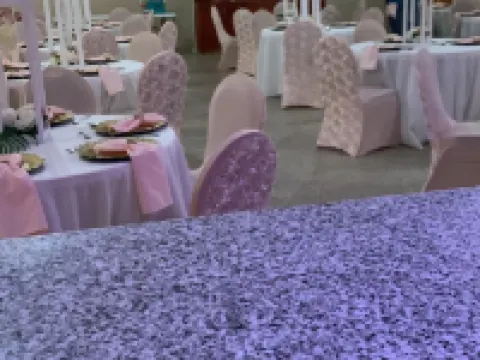 ポイント サリネス ホテル トゥルー・ブルーのホテル