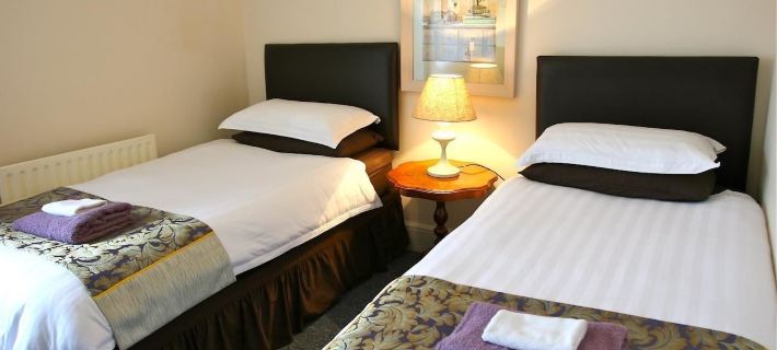 Melrose Guest House Hotels in Douglas