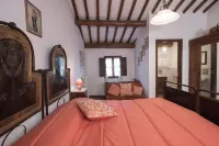 Agriturismo Podere Caggiolo - Swimming Pool & Air Conditioning Hotels in Monte San Savino