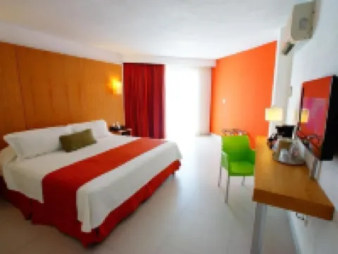 ラマダ カンクン シティ カンクンのホテル