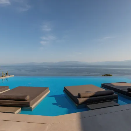 ​Le Grand Bleu Resort