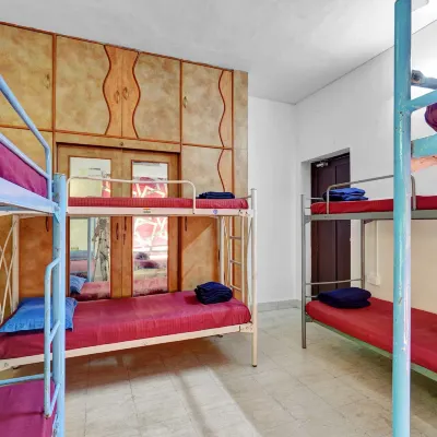 Hostel Gandhi โรงแรมใกล้MIOT International