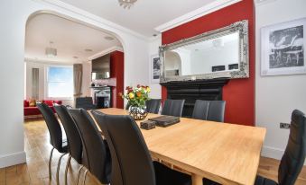 Impeccable 6-Bed House in Ramsgate, Harbour Views