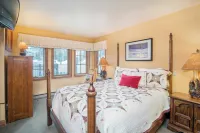 Etta Place Too 103 by AvantStay Close to Town the Slopes in Complex w Communal Pool Hot Tub