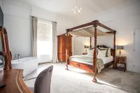 Caistor Hall Hotels in Swainsthorpe