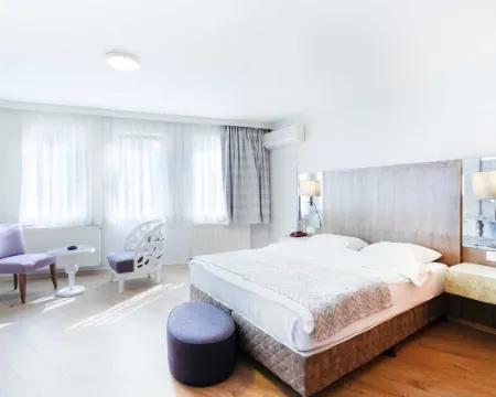 Hotel Libiza โรงแรมในเกบซี