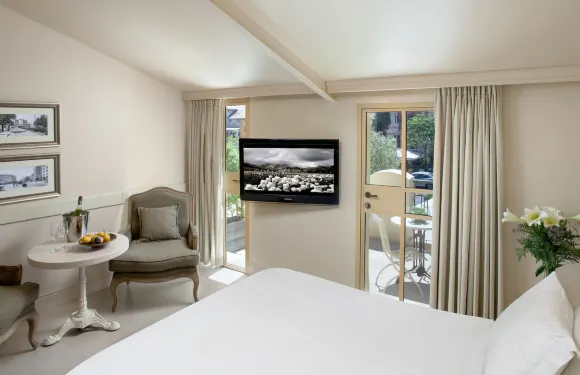 坦波爾斯精品酒店