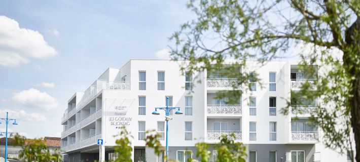 Résidence Vacances Bleues les Coteaux de Jonzac Hotels in Charente-Maritime