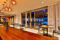 Avanti Hotel & Spa - balcony