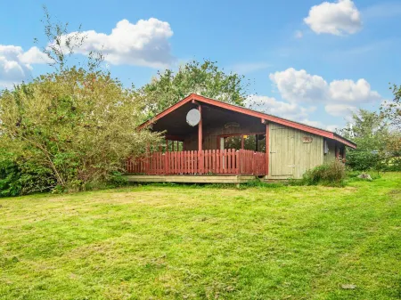 Spacious Holiday Home in Struer Near Ocean