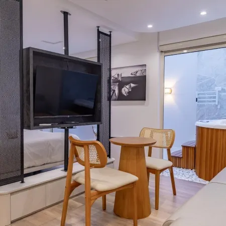 Up Boutique Hotel