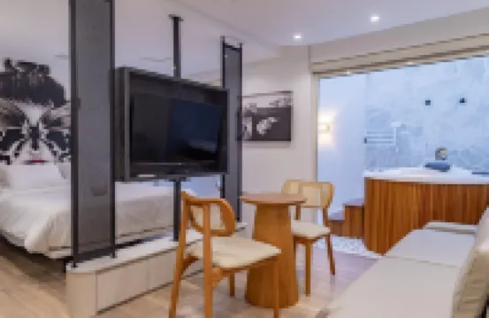 Up Boutique Hotel