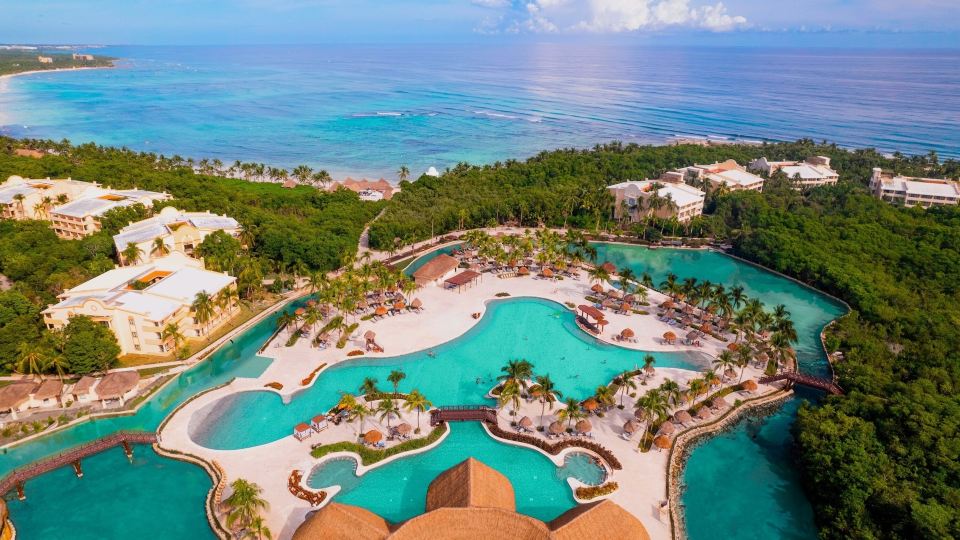 Grand Palladium Select White Sand Resort & Spa - All Inclusive