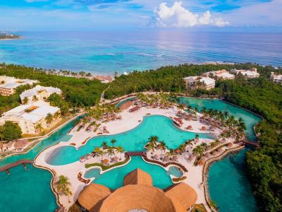 Grand Palladium Select White Sand Resort & Spa - All Inclusive