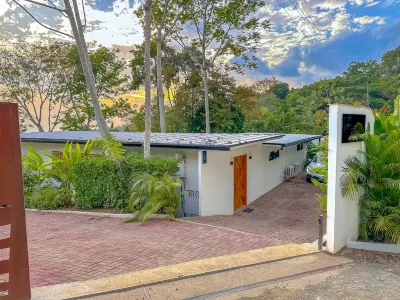 Casa Syano Hotels in Ojochal