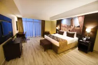 Mestil Hotel & Residences - balcony