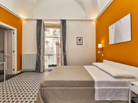 Donna Teresa Guest House