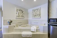 Forest Villas Hotel - Hot Tub