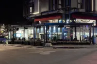 Check Inn Suite Hotel & Spa โรงแรมใน