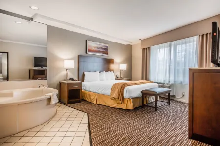 Quality Inn & Suites Hermosa Beach Отели рядом с достопримечательностью «Hermosa Beach Pier»