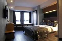 The Black Hotel - Kitchens