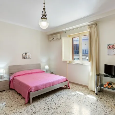 GuestHost - Tra il Centro e il Mare Apartment Con Terrazzo