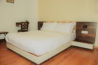 Hotel Aura Отели в г. Шиллонг