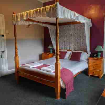 The Fountain Inn Rooms