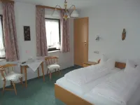 Gasthof Alte Post Hotels in der Nähe von Schwalbenloch Höhle