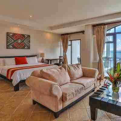 Shana by the Beach Manuel Antonio Rooms