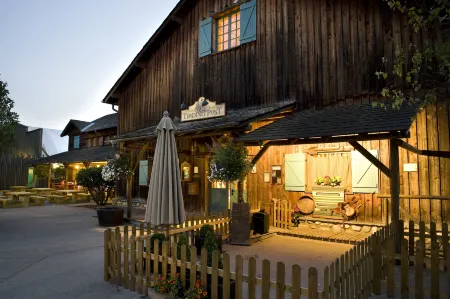 Disney Davy Crockett Ranch Отели в г. Нёфмутье-ан-Бри