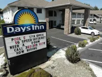 Days Inn by Wyndham Ocean Shores Hotele w: 